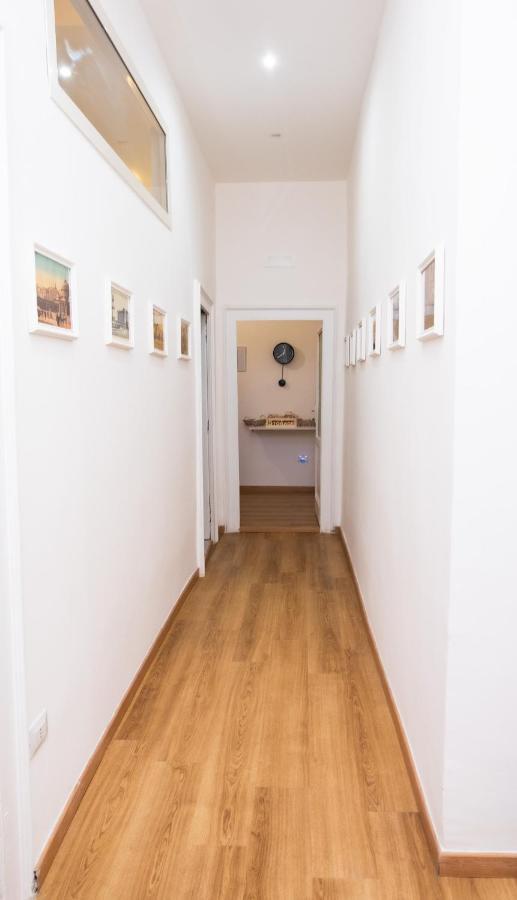 Caracciolo18 - Gb Apartment Napoli Bagian luar foto