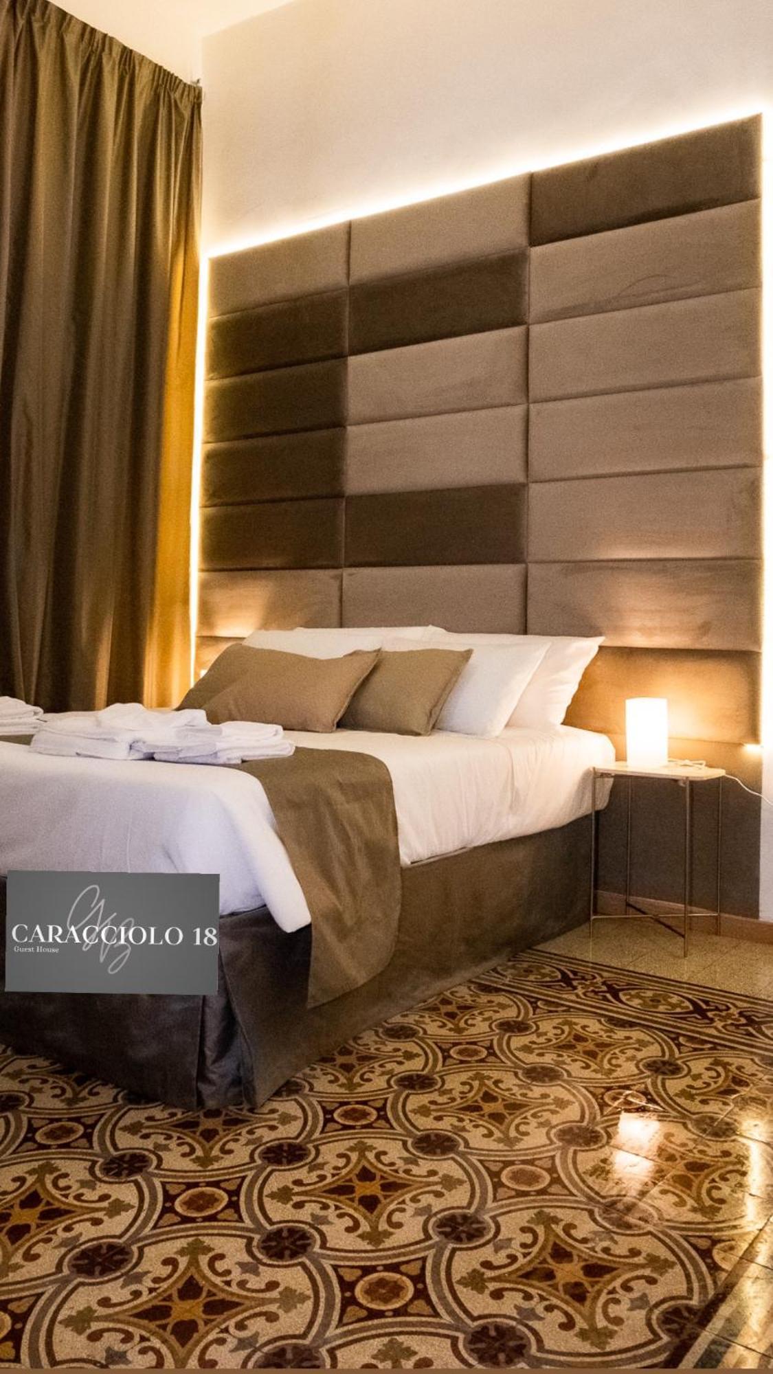 Caracciolo18 - Gb Apartment Napoli Bagian luar foto